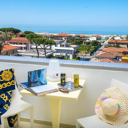 Hotel Amarina 3*