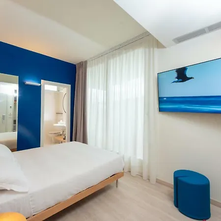Hotel Amarina 3*