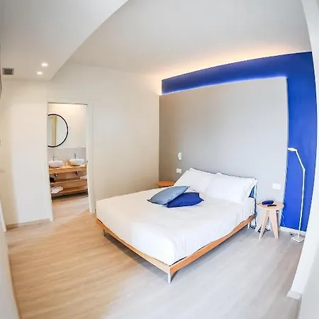 Отель Amarina 3*