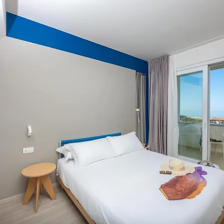 Hotel Amarina Hotel 3*