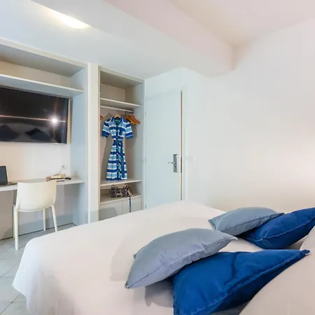 Amarina Hotel