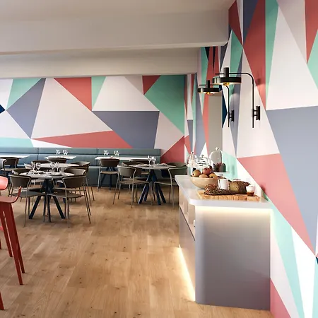 Отель Amarina 3*