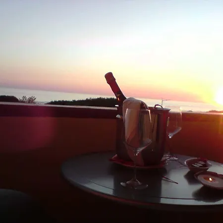 Amarina Hotel 3*